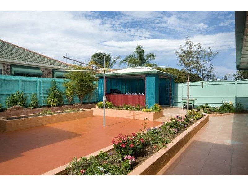 5 Pumicestone Place, Golden Beach QLD 4551