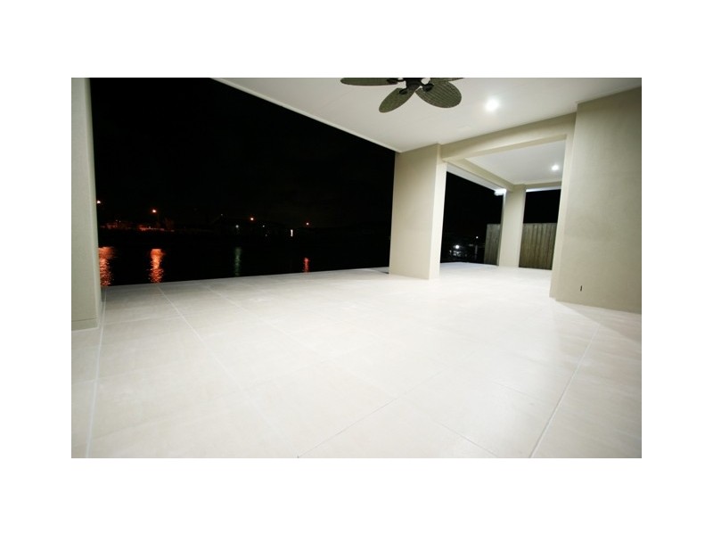 11 Abbey Crt, Pelican Waters QLD 4551