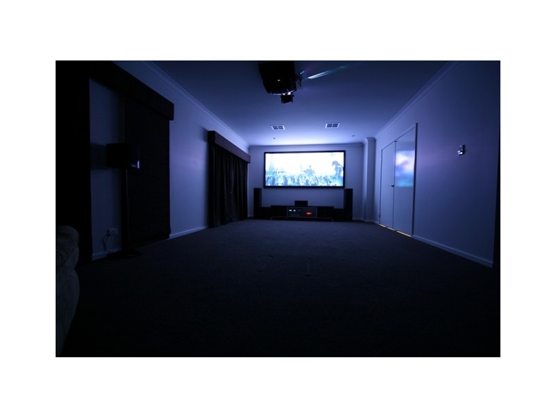 11 Abbey Crt, Pelican Waters QLD 4551