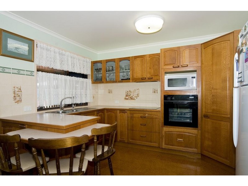 5 Pumicestone Place, Golden Beach QLD 4551