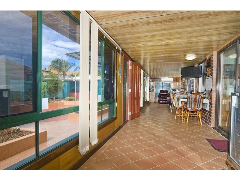 5 Pumicestone Place, Golden Beach QLD 4551