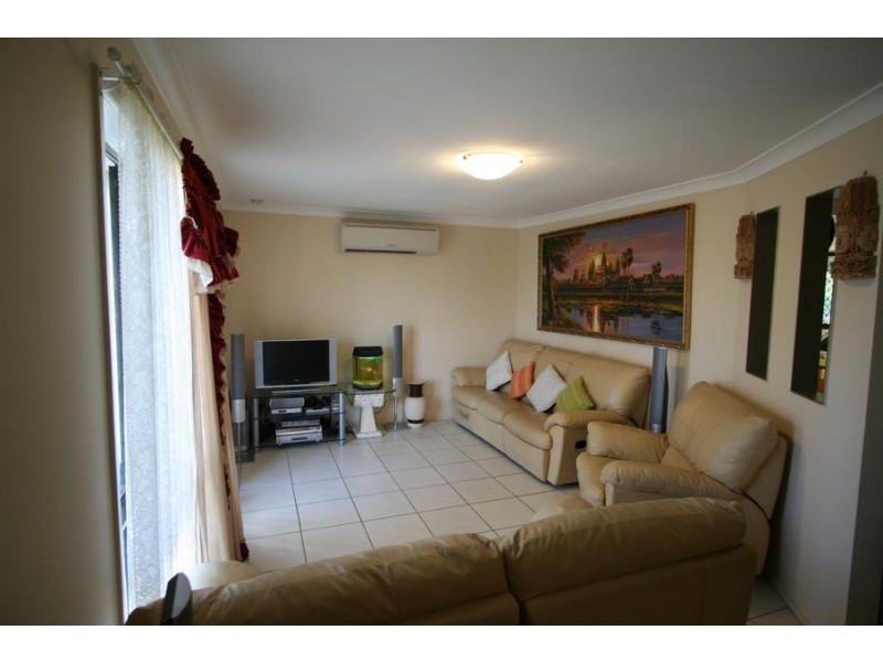 31 Vergulde Road, Regents Park QLD 4118