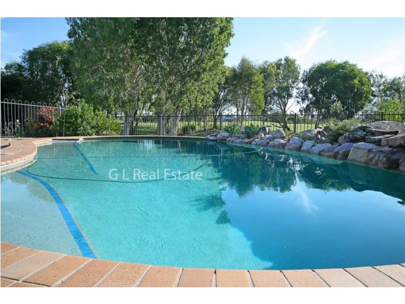 9 Silky Oak Place, Pelican Waters QLD 4551