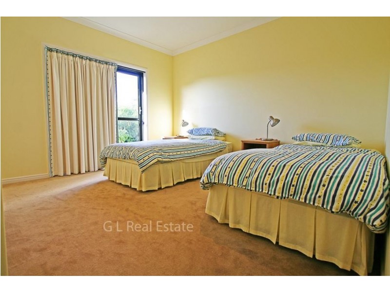 9 Silky Oak Place, Pelican Waters QLD 4551
