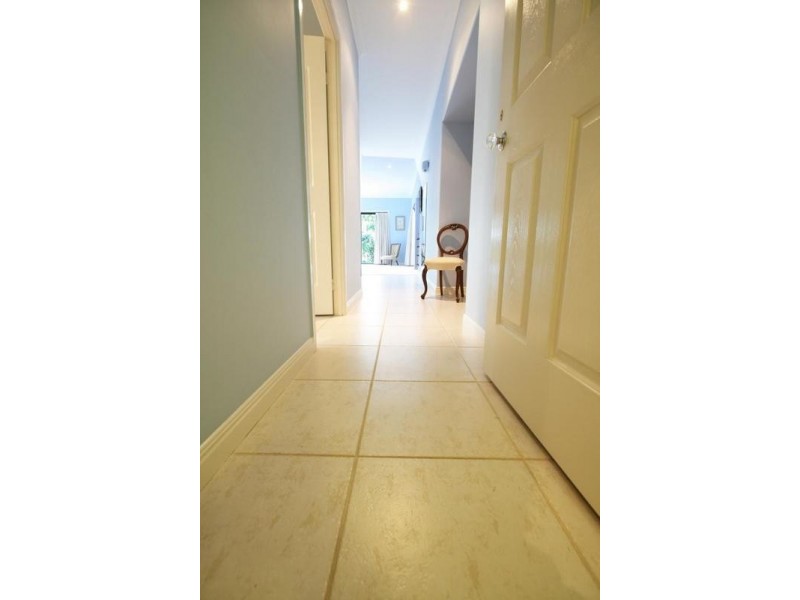 9 Silky Oak Place, Pelican Waters QLD 4551