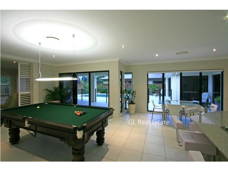 10 Sea Glint Pl, Pelican Waters QLD 4551