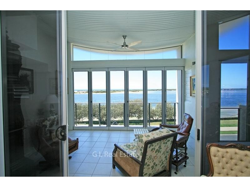 1 The Esplande, Golden Beach QLD 4551