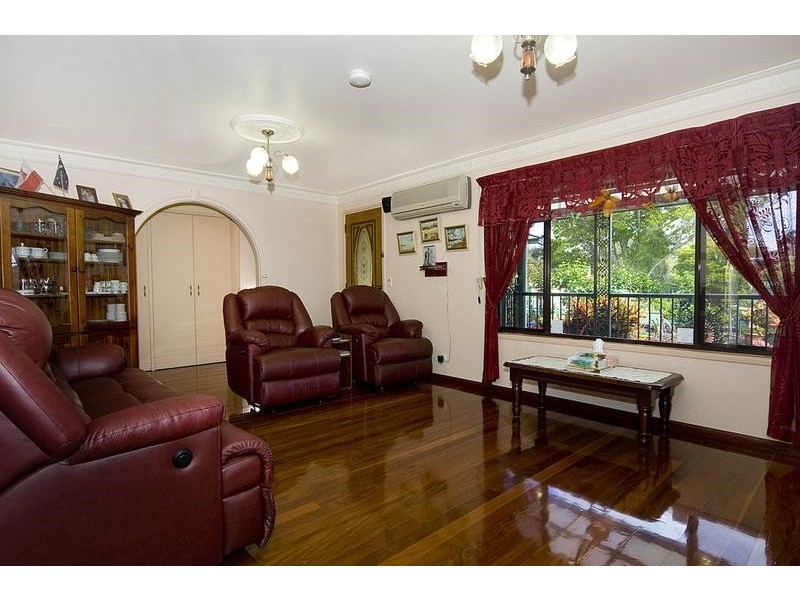 5 Pumicestone Place, Golden Beach QLD 4551