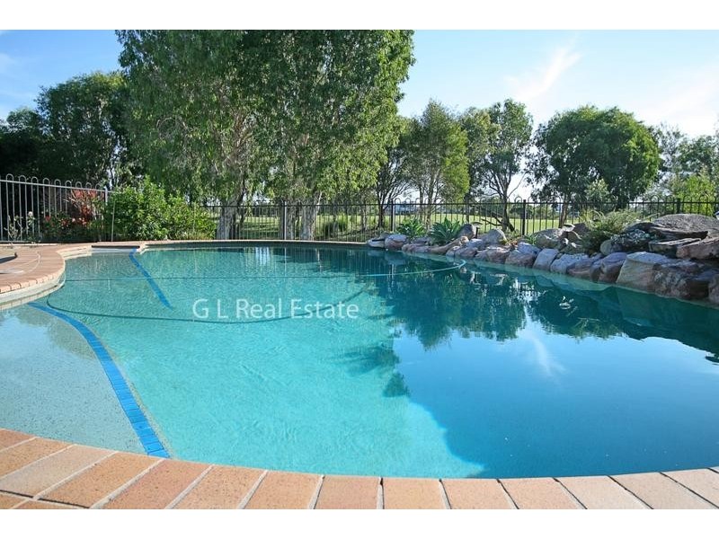 9 Silky Oak PL, Pelican Waters QLD 4551