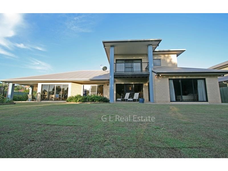 9 Silky Oak PL, Pelican Waters QLD 4551