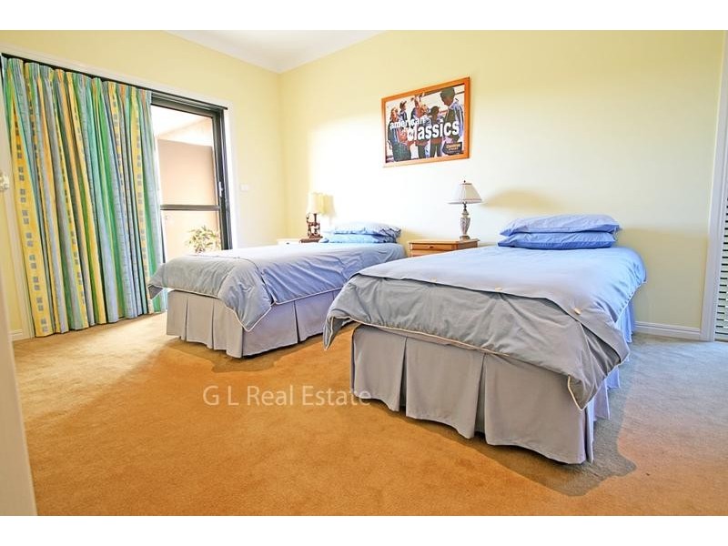 9 Silky Oak Place, Pelican Waters QLD 4551