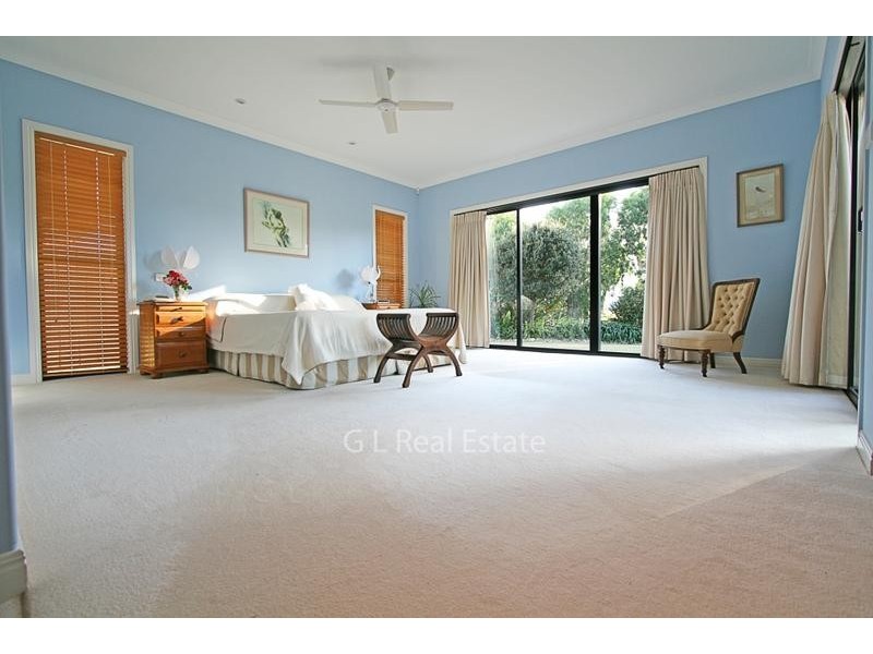 9 Silky Oak Place, Pelican Waters QLD 4551