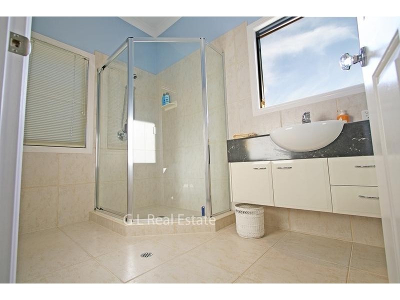 9 Silky Oak Place, Pelican Waters QLD 4551