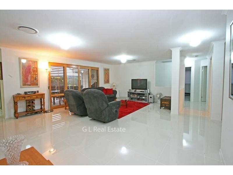 13 Scartree Street, Pelican Waters QLD 4551