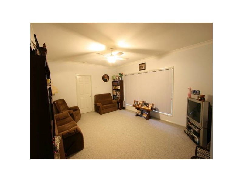 37 maximir, Greenbank QLD 4124