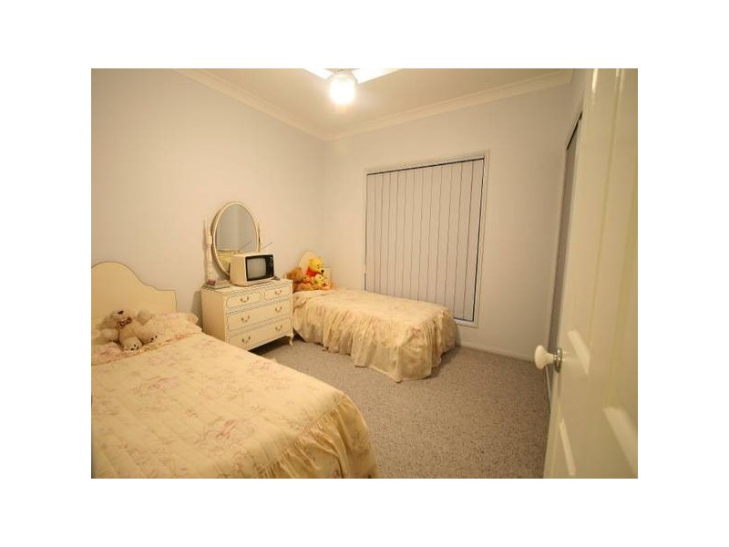 37 maximir, Greenbank QLD 4124