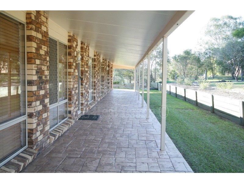 40 Oak Tree Court, Cedar Grove QLD 4285