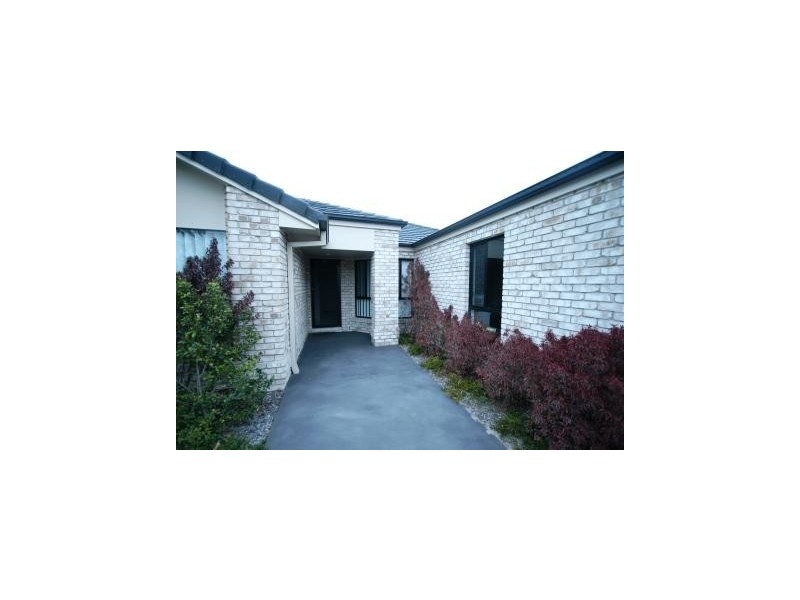 78 PAUL DRIVE, Regents Park QLD 4118