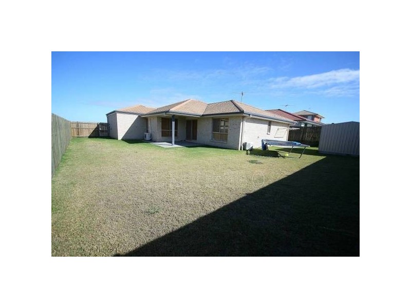 40 Sunrise Cresent, Regents Park QLD 4118