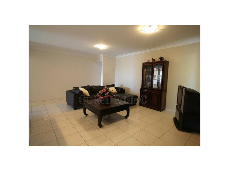 40 Sunrise Cresent, Regents Park QLD 4118