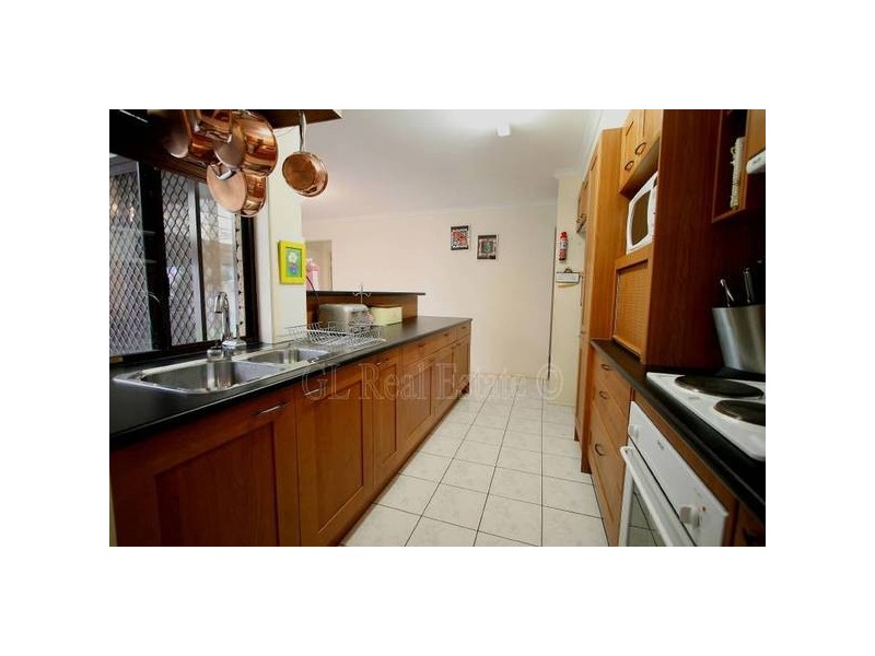 180 VANSITTART ROAD, Regents Park QLD 4118