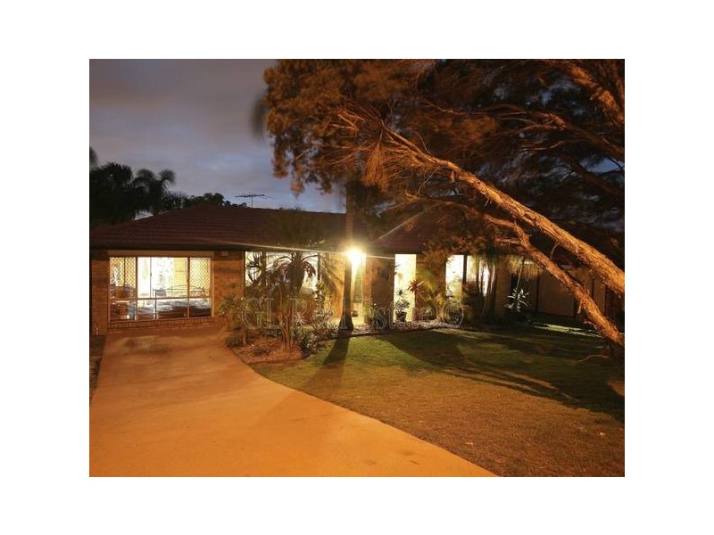 180 VANSITTART ROAD, Regents Park QLD 4118