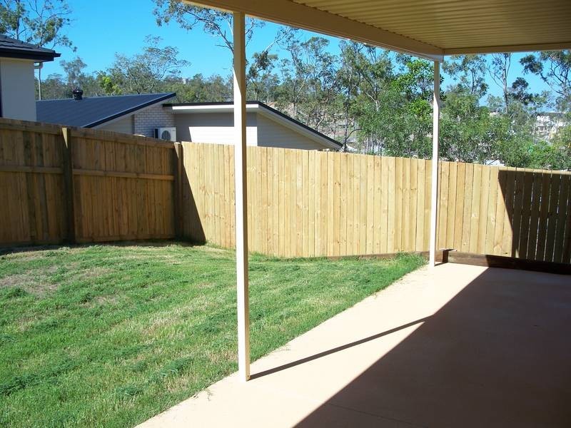 32 WOODLANDS BVD, Waterford QLD 4133