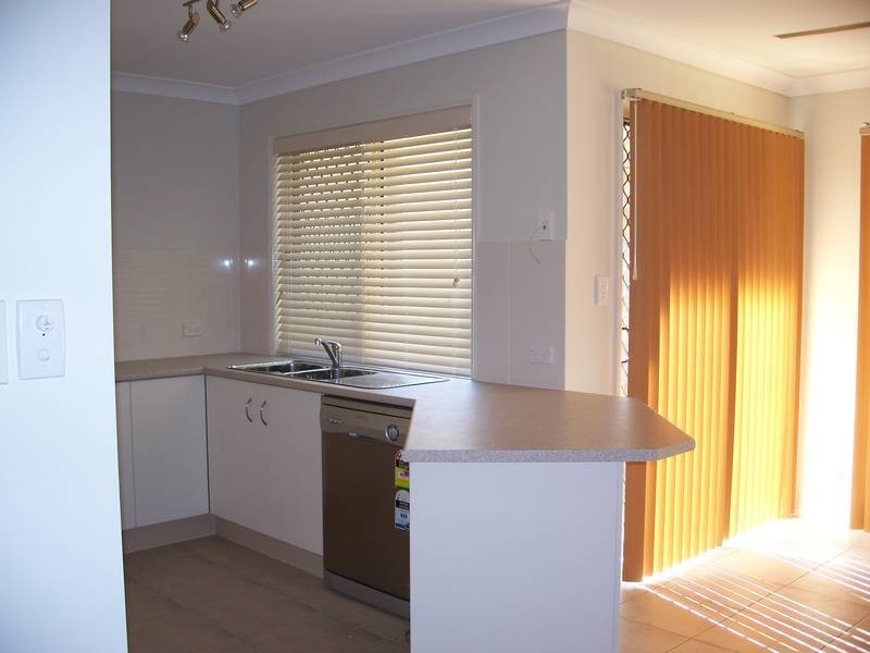32 WOODLANDS BVD, Waterford QLD 4133