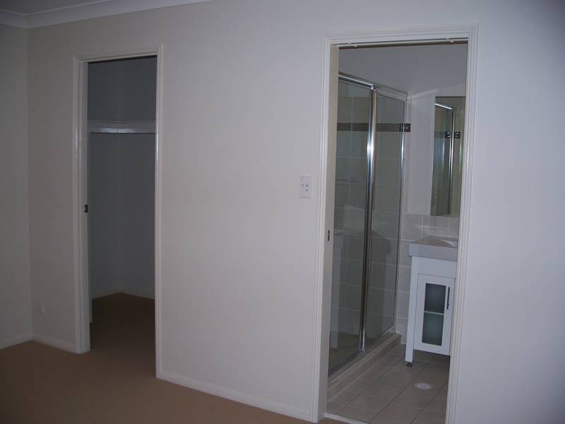 32 WOODLANDS BVD, Waterford QLD 4133