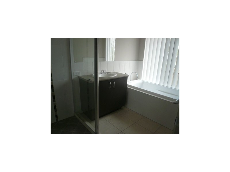 32 Jeff Collins CCT,, Bellbird Park QLD 4300