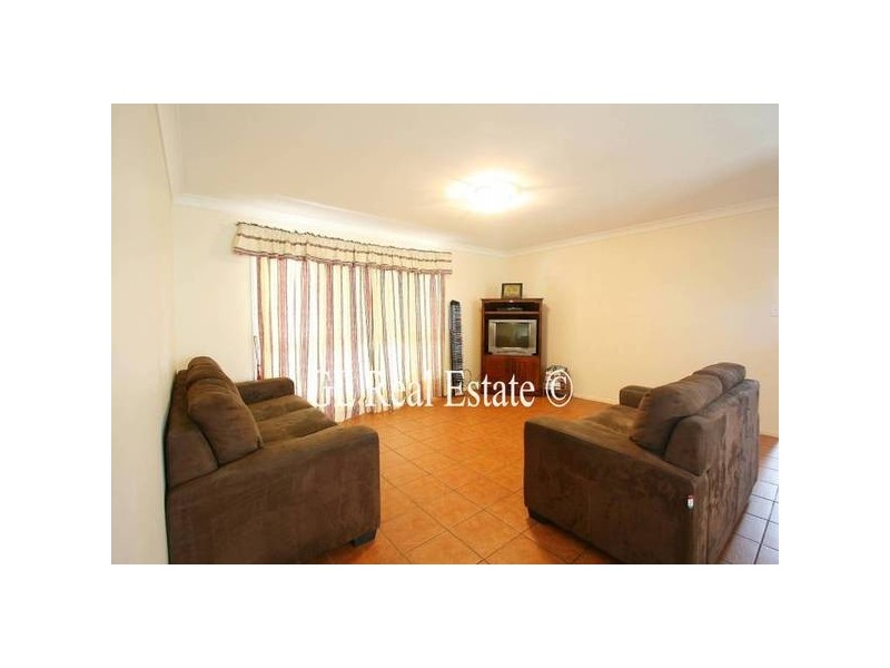 3 WISTERIA DRIVE, Regents Park QLD 4118