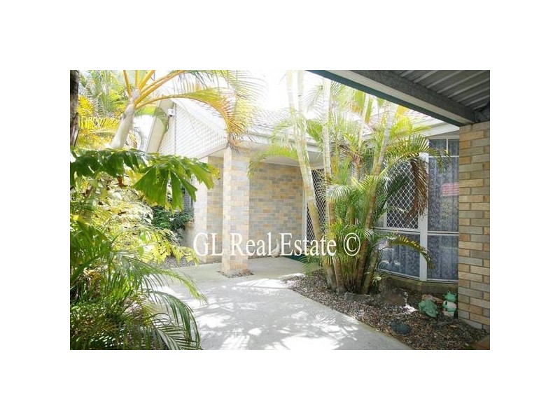 5 Redash Court, Regents Park QLD 4118