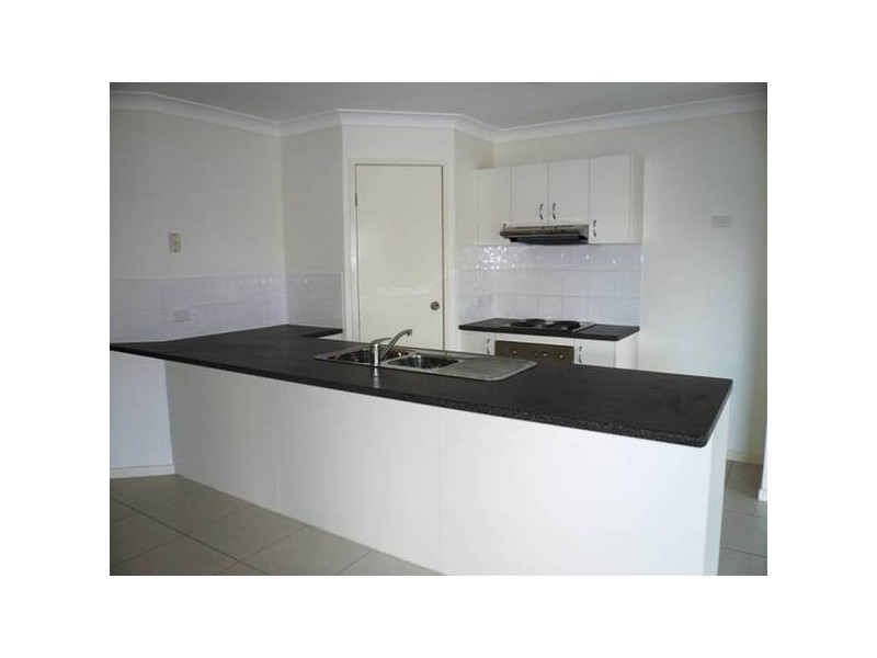 Crestmead QLD 4132