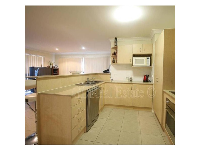 Regents Park QLD 4118