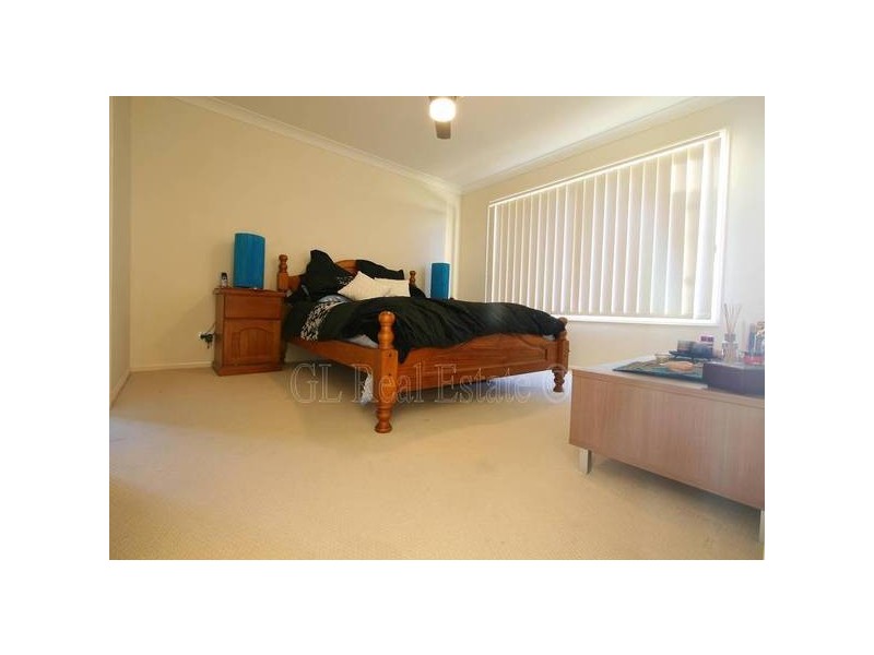 Regents Park QLD 4118