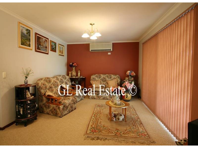 2 Antlia Street, Regents Park QLD 4118