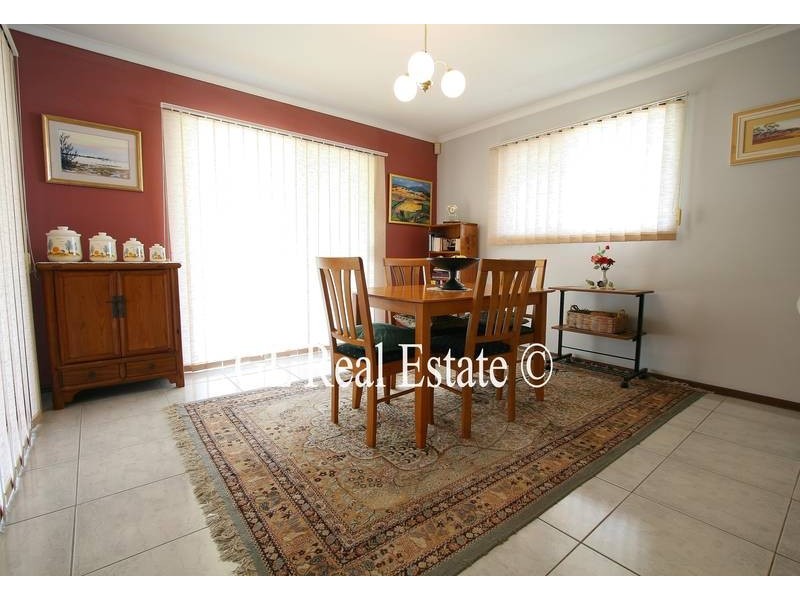 2 Antlia Street, Regents Park QLD 4118