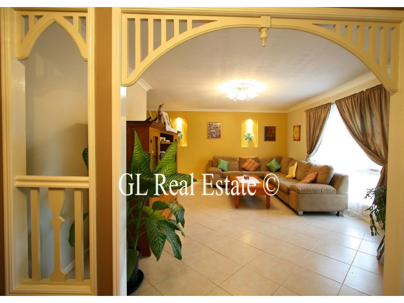 15 Indica Street, Regents Park QLD 4118