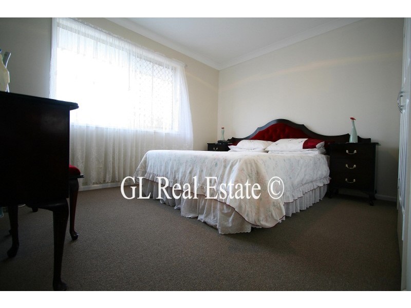 15 Indica Street, Regents Park QLD 4118