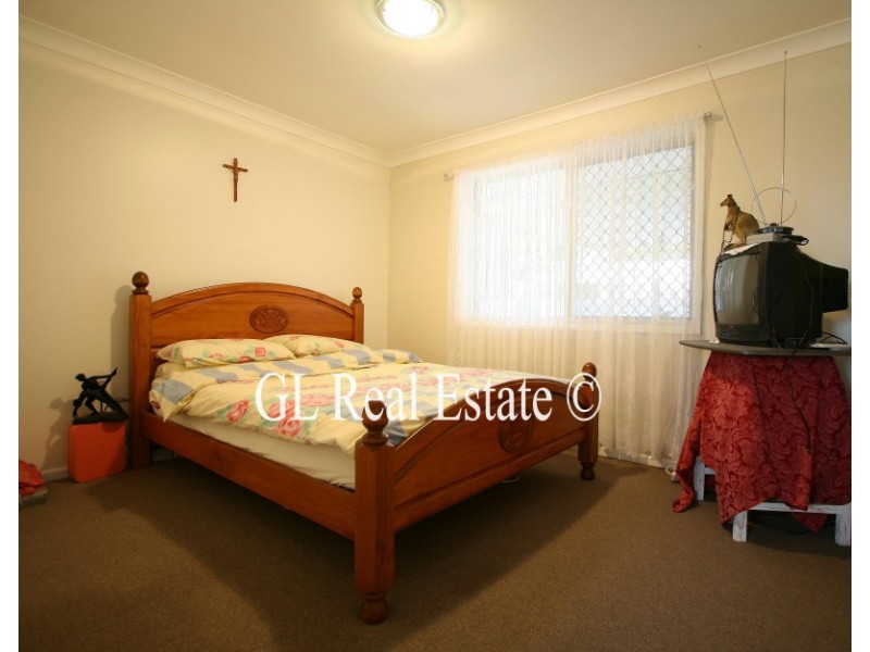 15 Indica Street, Regents Park QLD 4118