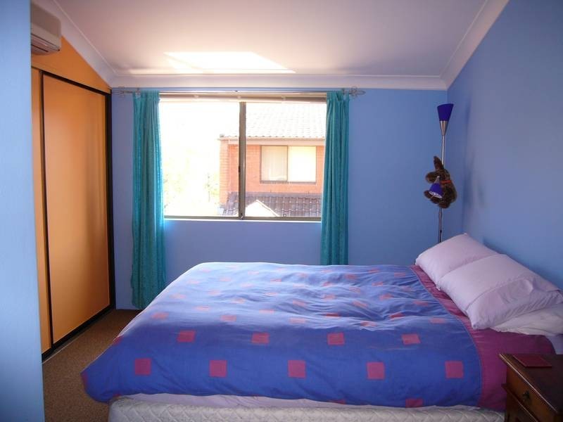 2/20 Moorgate St, Chippendale NSW 2008