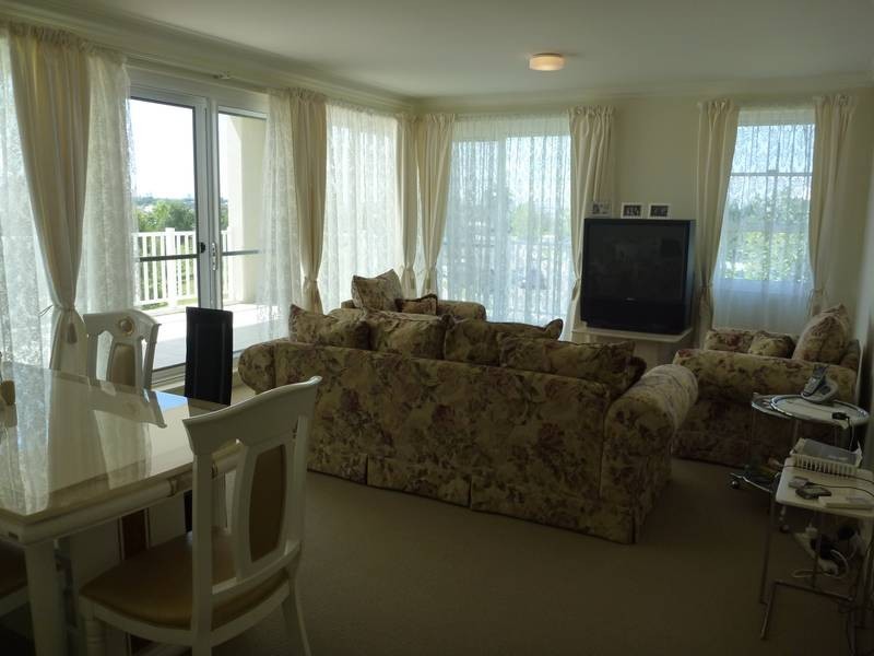 68 Village Drive, Breakfast Point NSW 2137