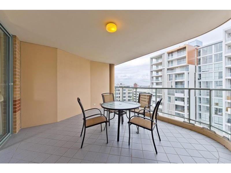 8 Spring St., Bondi Junction NSW 2022