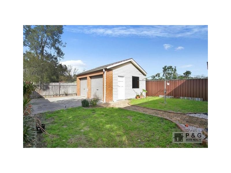 2 Rolfe Street, Rosebery NSW 2018