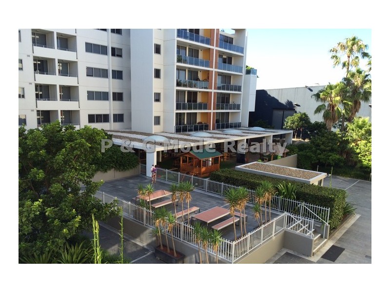 9 Rothschild Ave, Rosebery NSW 2018