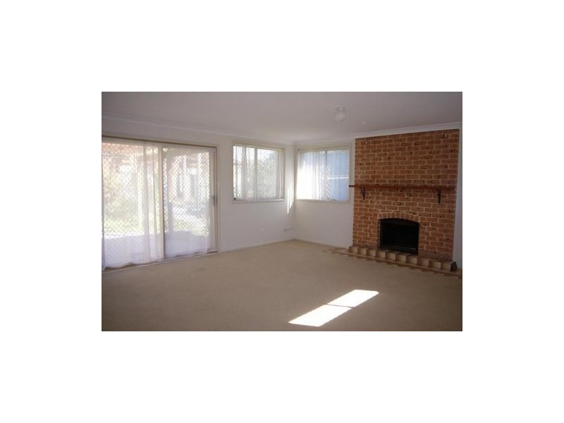 22 Burke Street, Chifley NSW 2036