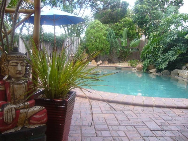 9 Tynon Cl, Parkinson QLD 4115