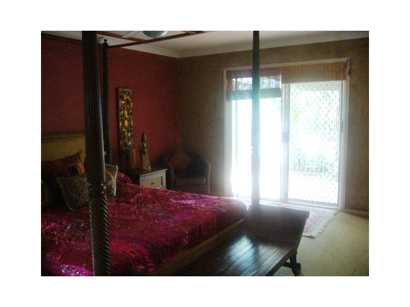 9 Tynon Cl, Parkinson QLD 4115