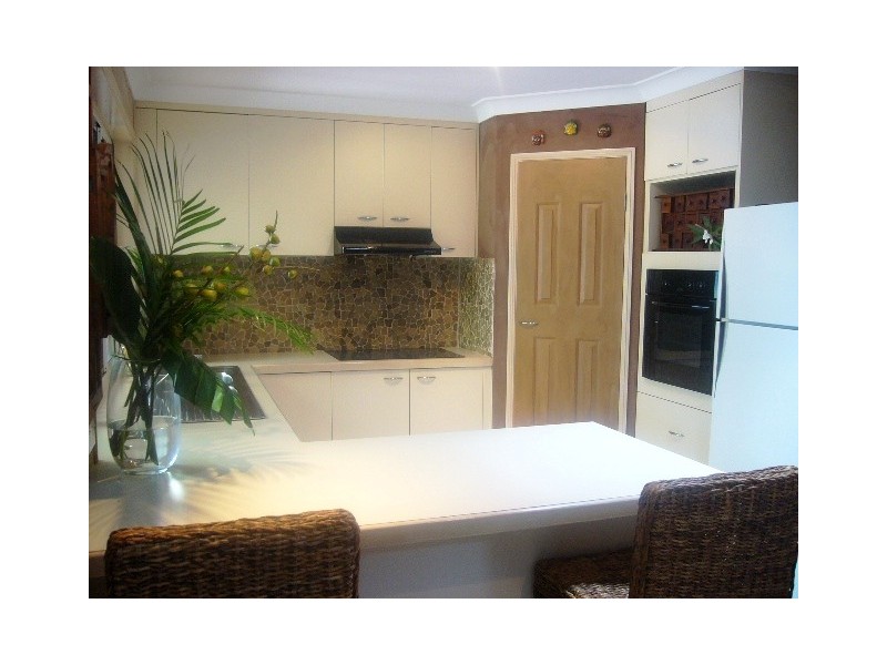 9 Tynon Cl, Parkinson QLD 4115