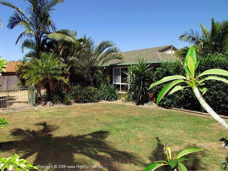 9 Tynon Cl, Parkinson QLD 4115